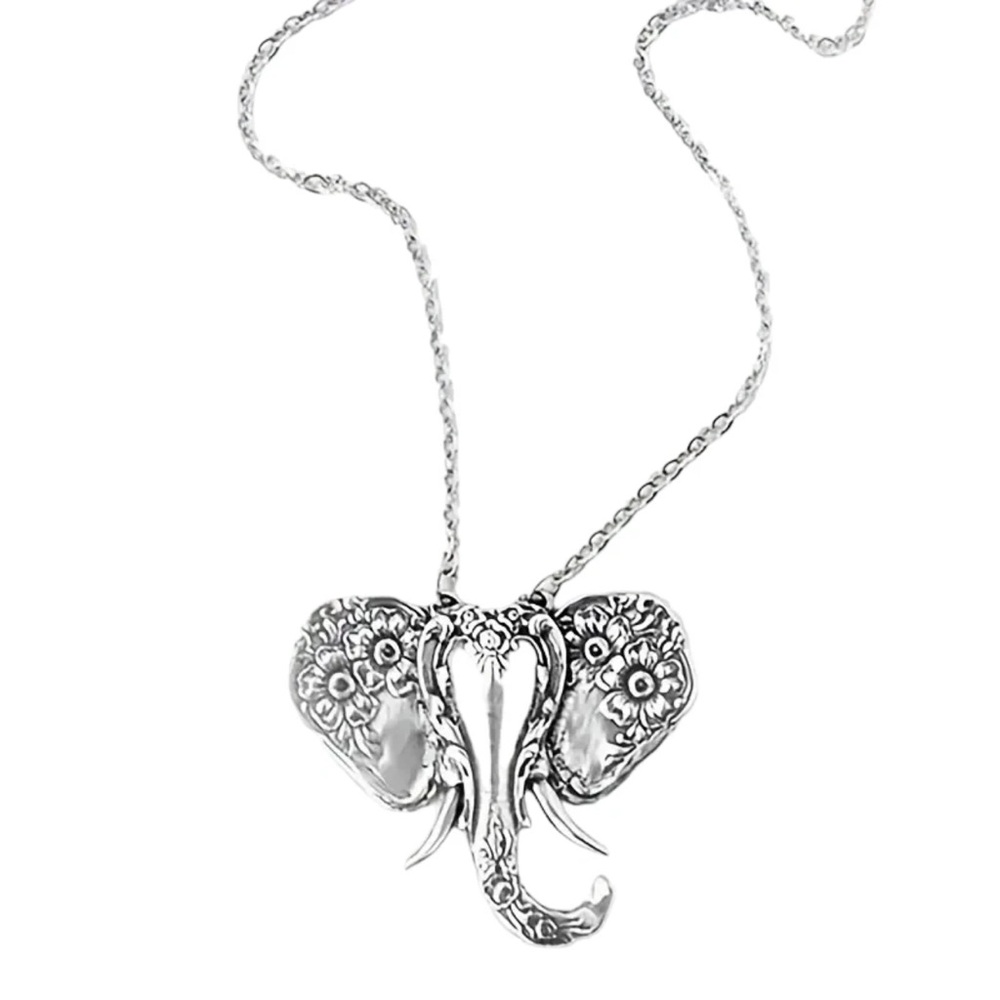 Silver tone Boho Floral Elephant Pendant Necklace Adjustable 17.5”-19.5” New